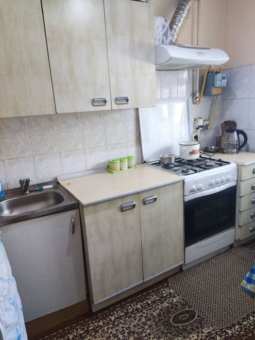 Продаётся 2х комнатная квартира 2 ой  этаж