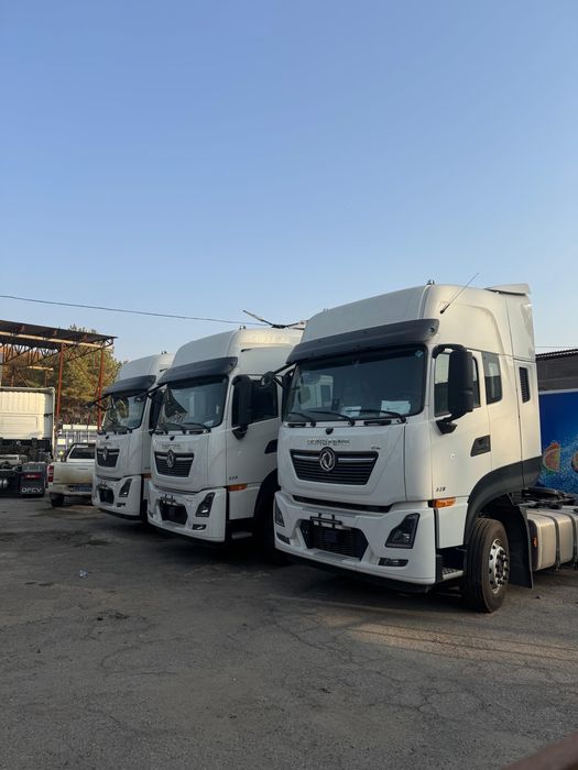 Dongfeng KL тягач