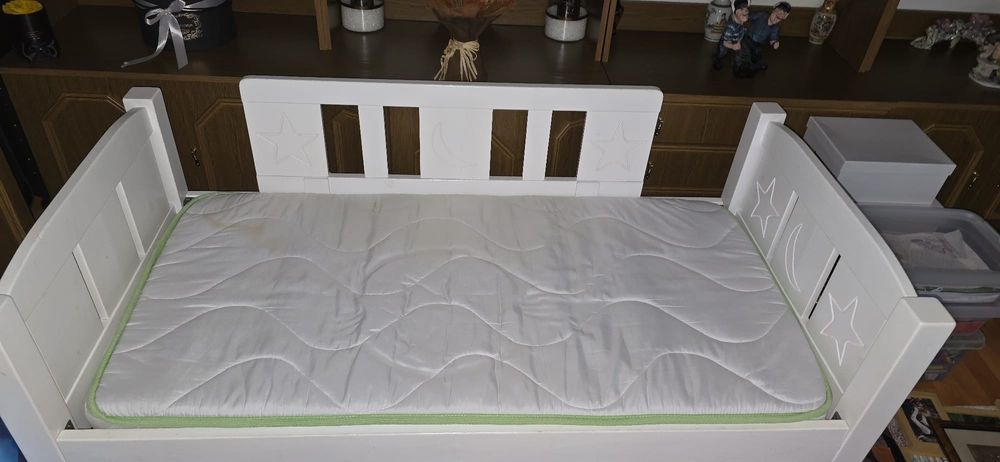 Pat copil din lemn masiv