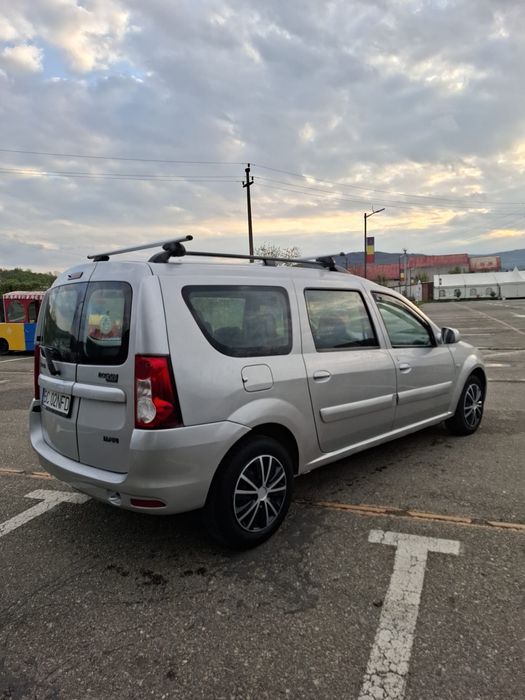 Dacia logan  mcv . An 2009 . Motor 1.4 mpi . Km 180.000