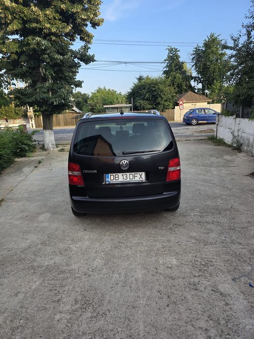 VOLKSWAGEN Touran 2005 — imagine 5