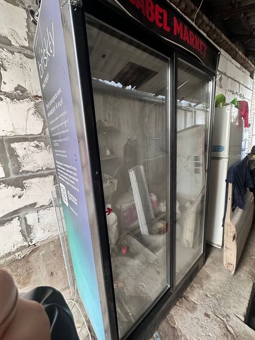 Срочно продам холодильник briskly