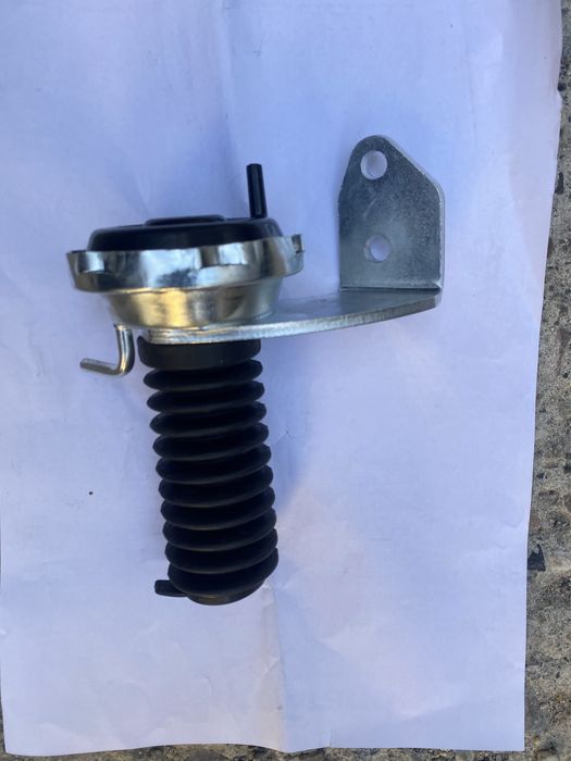 Мембрана, акумутатор, превключвател за 4х4 Мицубиши Л200 2006 до 2013г