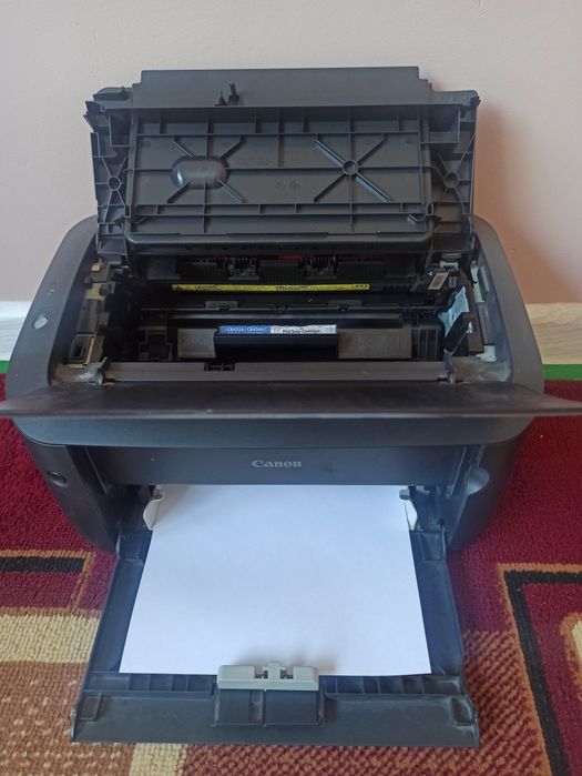 Продам принтер Canon lbp6000b хорошем состояние