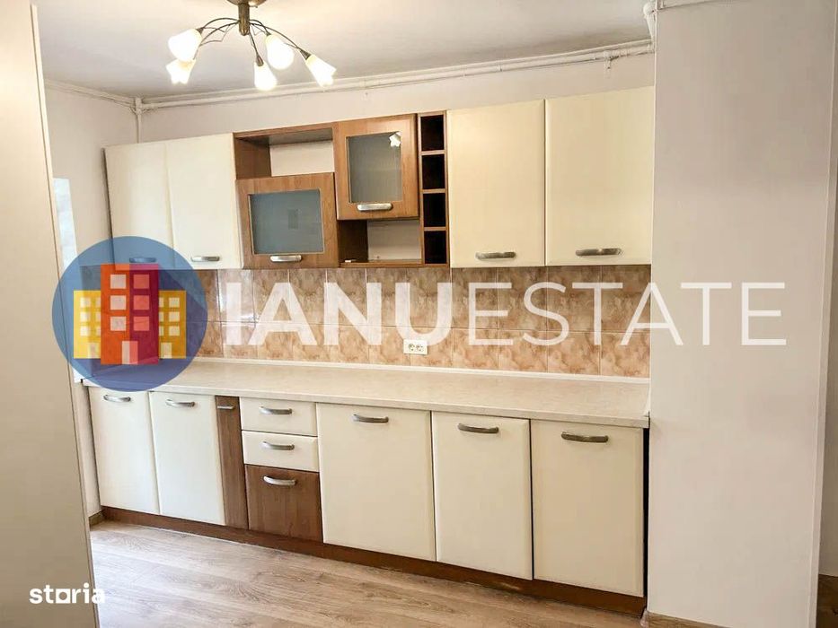 Berceni 10` Metrou Constantin Brancoveanu Pta Sudului Mall Sun Plaza — fotografia 3