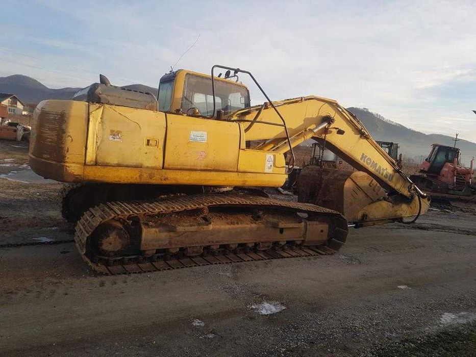 Dezmembrez excavator Komatsu PC 210 LC-8-piese de schimb Komatsu
