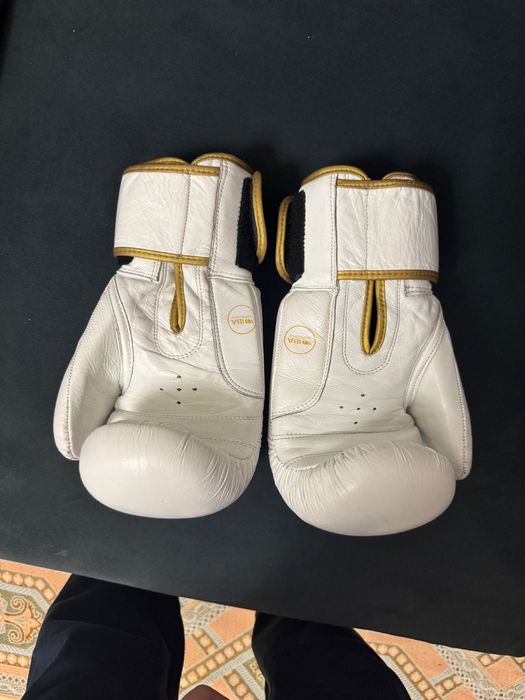 IBA 2024 Boxing перчатка