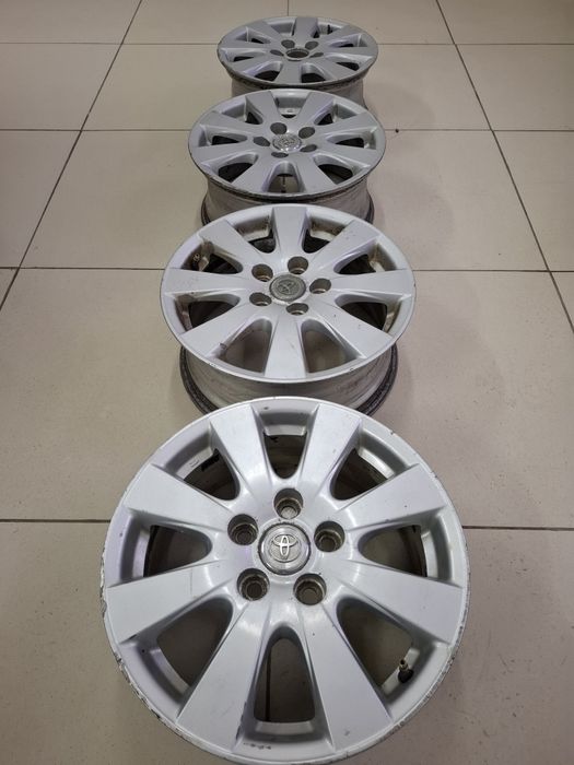 Оригинальные диски титанки от тойоты камри 40 R16
