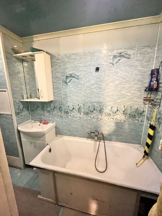 Продам 2 комн квартиру