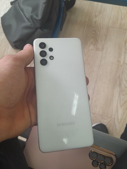 Продам или обменяю самсунг а32