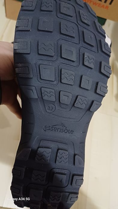 Cizme impermeabile, calduroase, marime 37