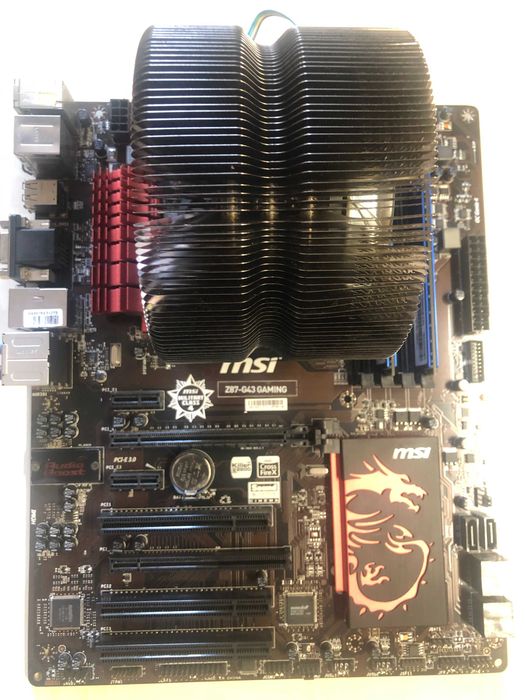 Kit placa de baza,procesor,memorii ram,cooler.