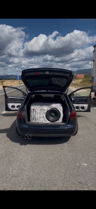 Vând /schimb A4b7 Car Audio