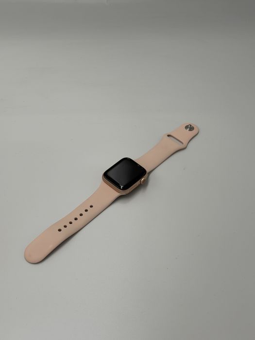 Apple Watch series 6 40mm / PhoneLab