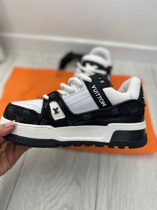 Adidasi LV calitate premium