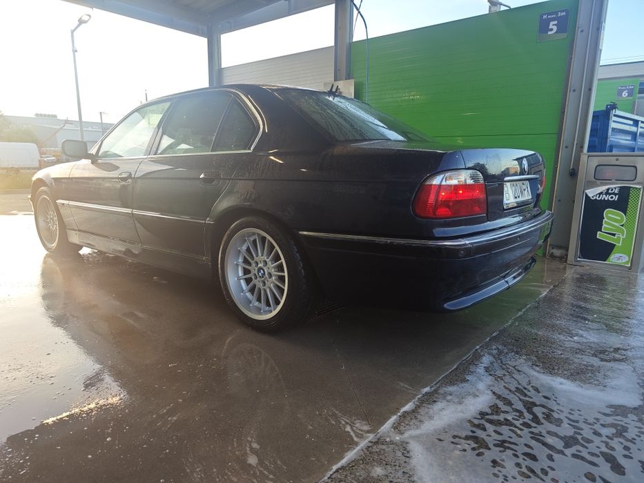 BMW Seria 7 2000 — imagine 3
