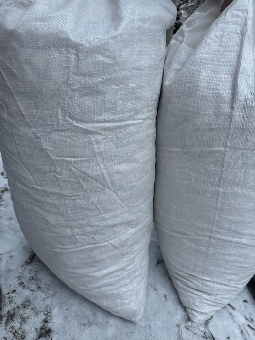 Опилки в мешках !