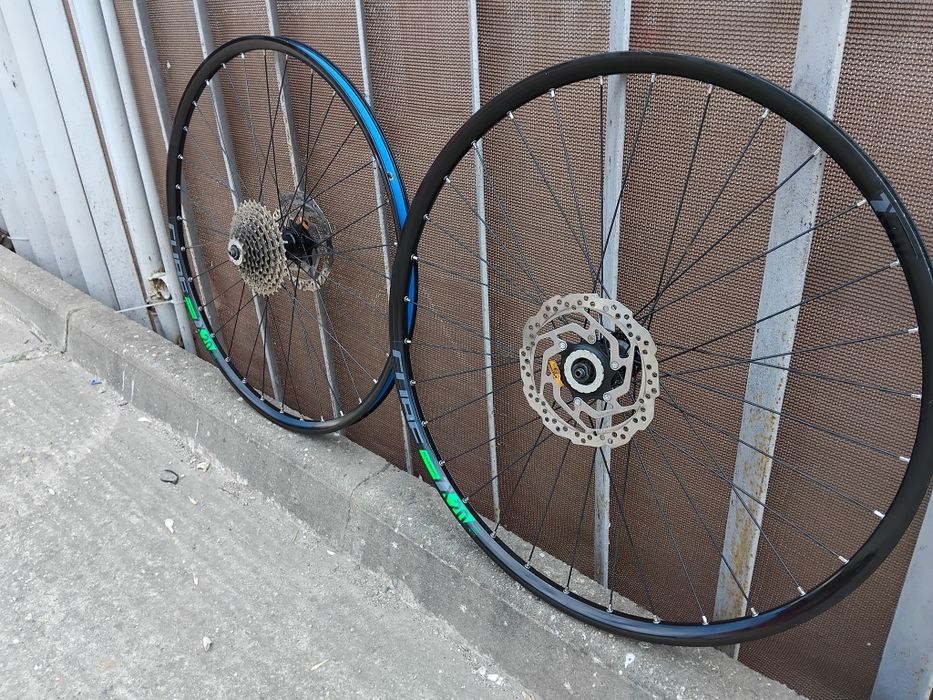 Vând roti pentru bicicleta cube 27,5 din aluminiu