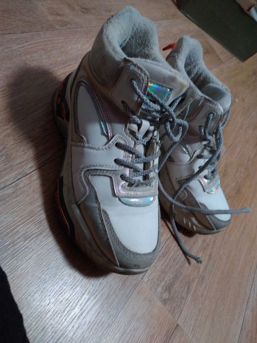 Зимние кроссовки 36 теплые