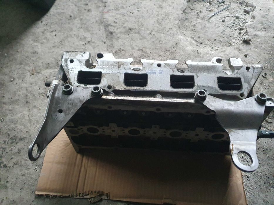 Глава за фолксваген туран 1.4 бензин