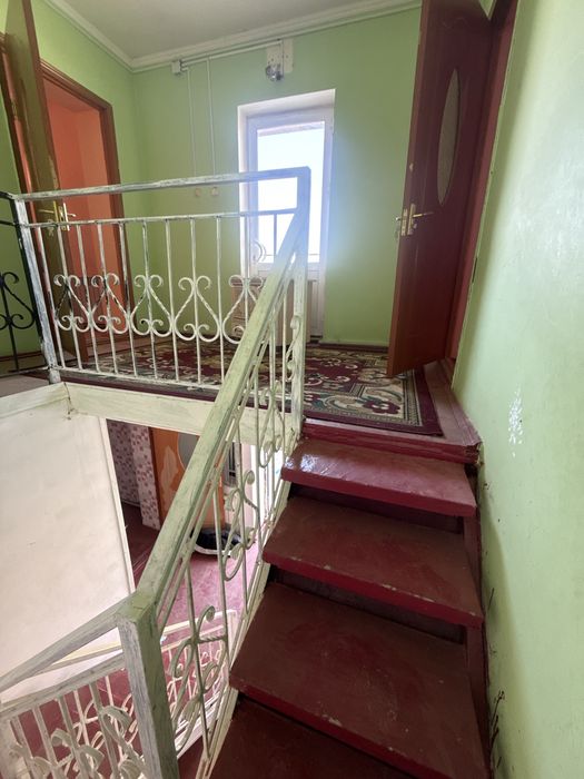 Үй сатылады , 4 бөлмелі 2 этаж үй