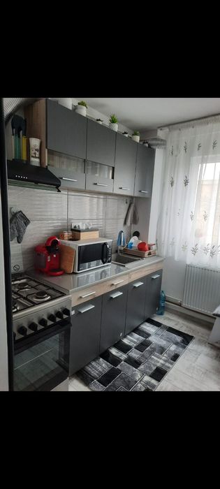 Vând apartament Rovine