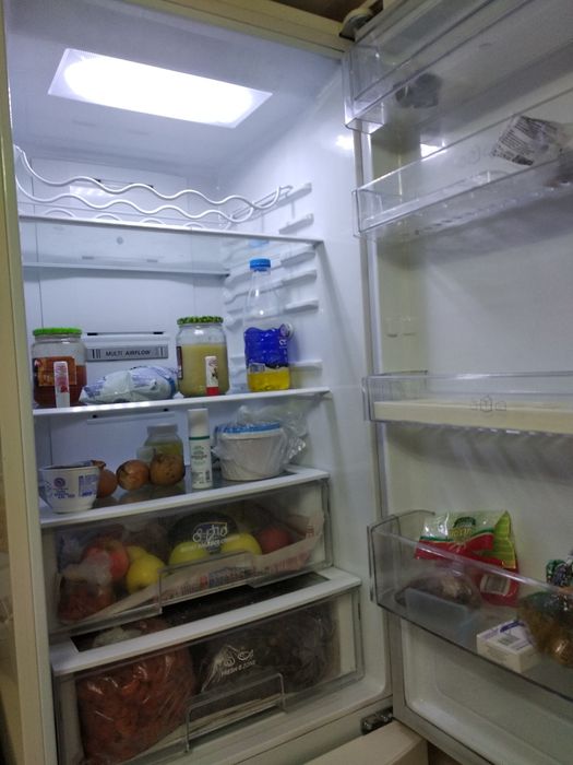 Продам холодильник LC