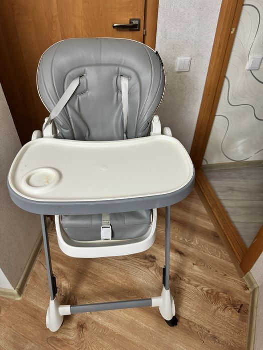 Стульчик детский для кормления