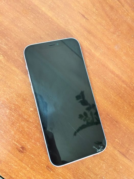 Айфон 12, 128 гб