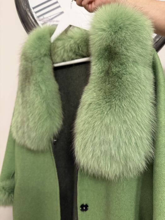 Палто с косъм от лисица