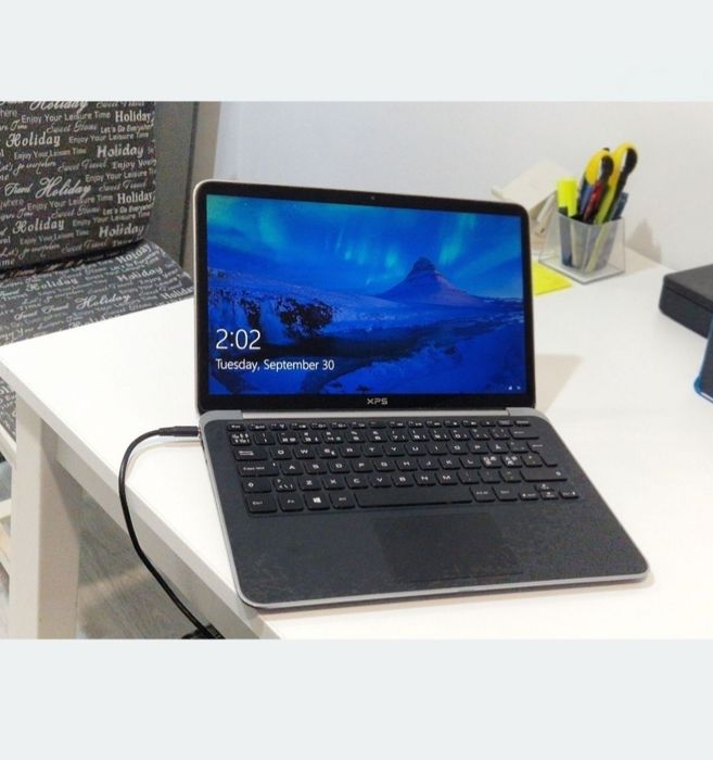 Laptop Dell xps- i5 perfect funcțional