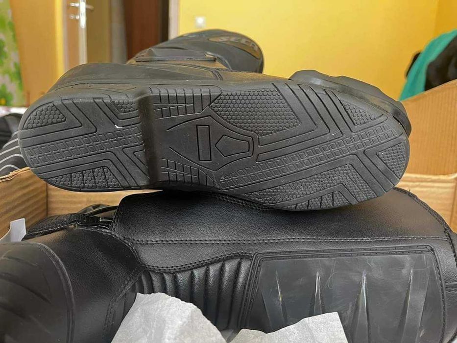 Нови ботуши SECA PULSAR II