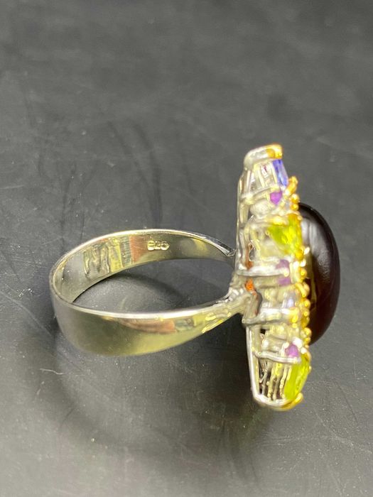 Сребърен Дамски пръстен с натурален Хесонит