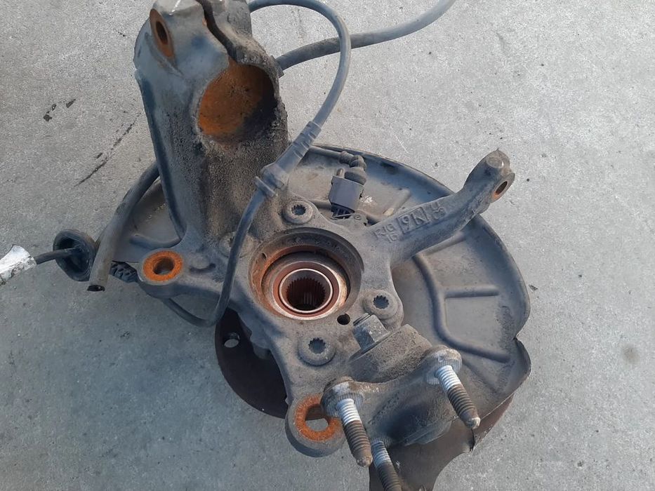 fuzeta dreapta fata 1.4 tsi cax vw golf 6