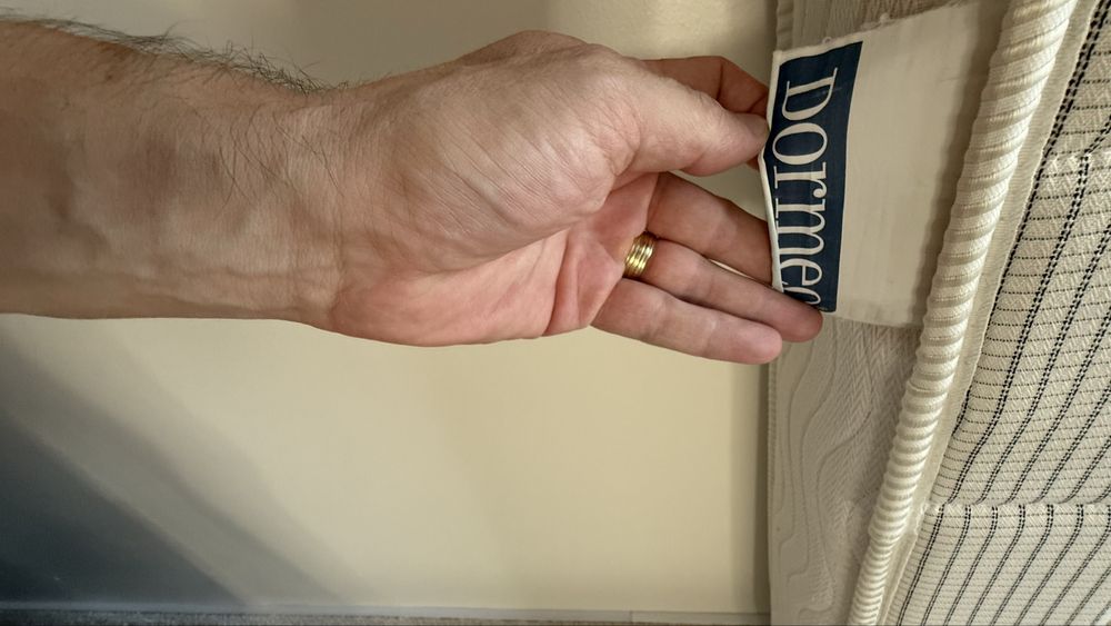 Saltea Dormeo 160x200 Memory foam si carbon