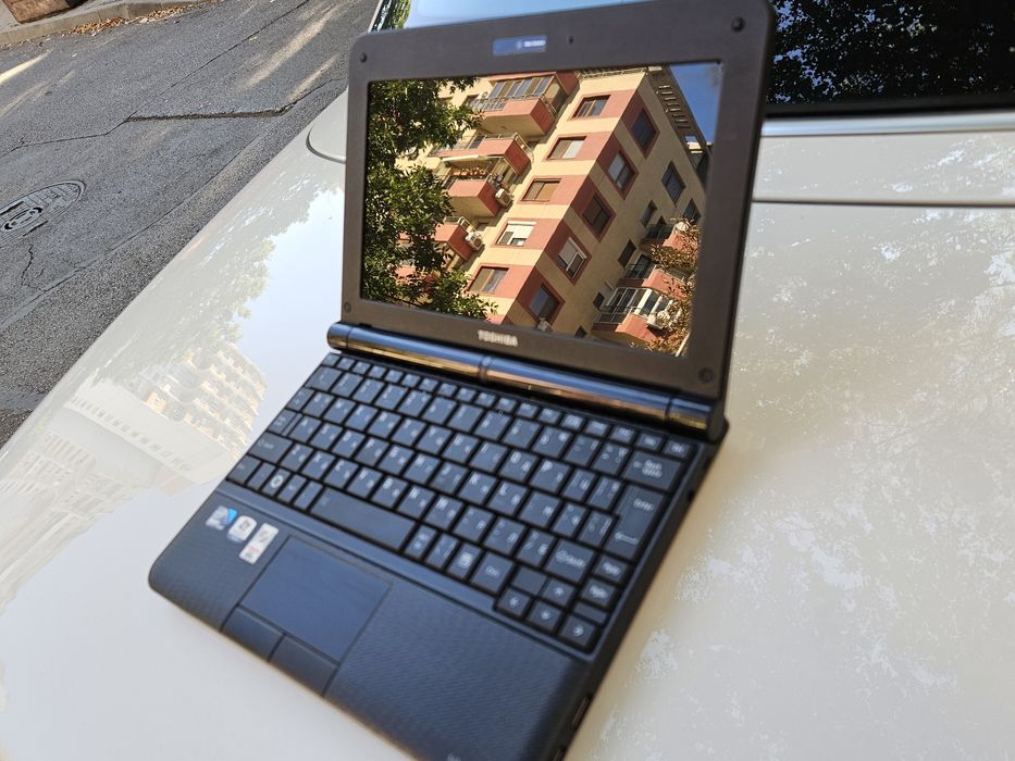 Lap Top Toshiba, в отлично състояние лаптоп , компютър  ,