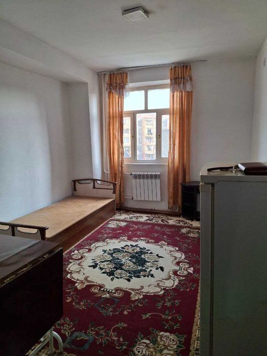 Продается квартира в Яшнабадском районе Тузел быв.общ. 1-комнат 3-этаж