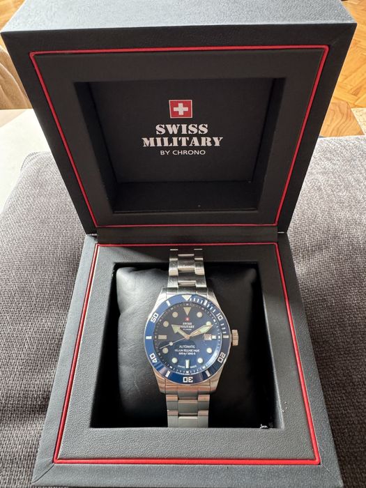 Swiss Military by Chrono Automatic Diver 500m SWISS MADE SMA34075