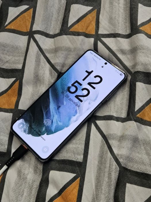 Samsung s21 5G в хорошем состоянии