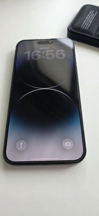 Iphone 14 pro max 
88 % батерия.
В перфектно състояние. 
Винаги с калъф и протектор.
Като нов.
Цена 420 евро .