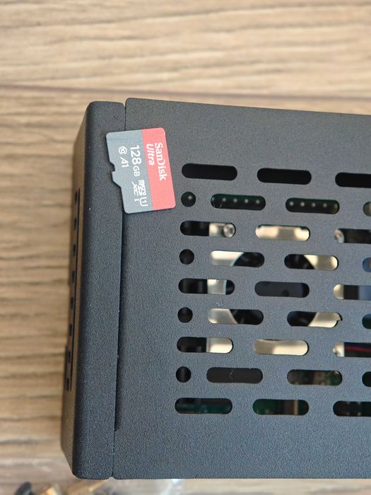 Raspberry Pi 5 - 8GB RAM + пълен комплект аксесоари