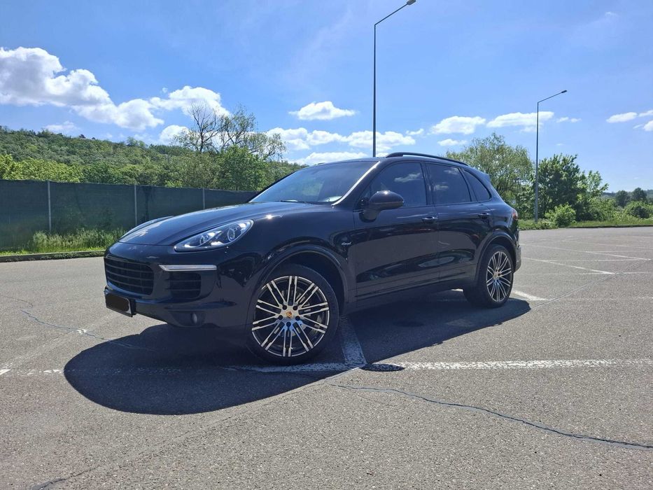 PORSCHE CAYENNE PLATINUM EDITION 2017 | 235.000 KM
