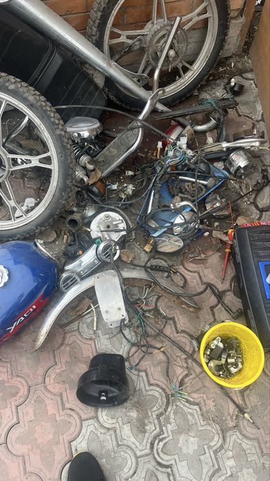 Продам зарчасти на мотоцикл
