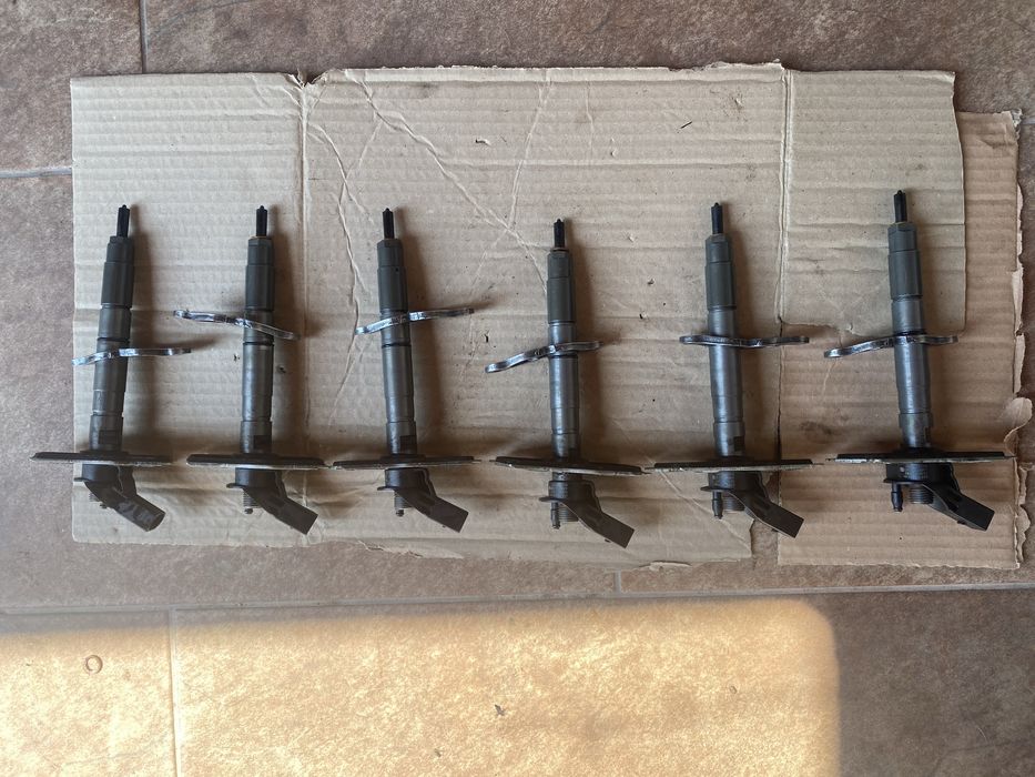 Dezmembrez vw touareg 7l 3.0 2.5 bks bac 224 174 cp