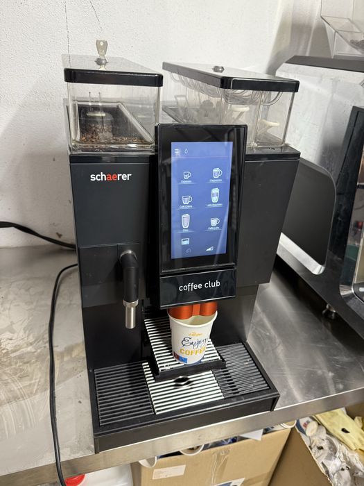 Schaerer Coffee Club  aparat cafea boabe cu lapte si ciocolata instant,toan2019