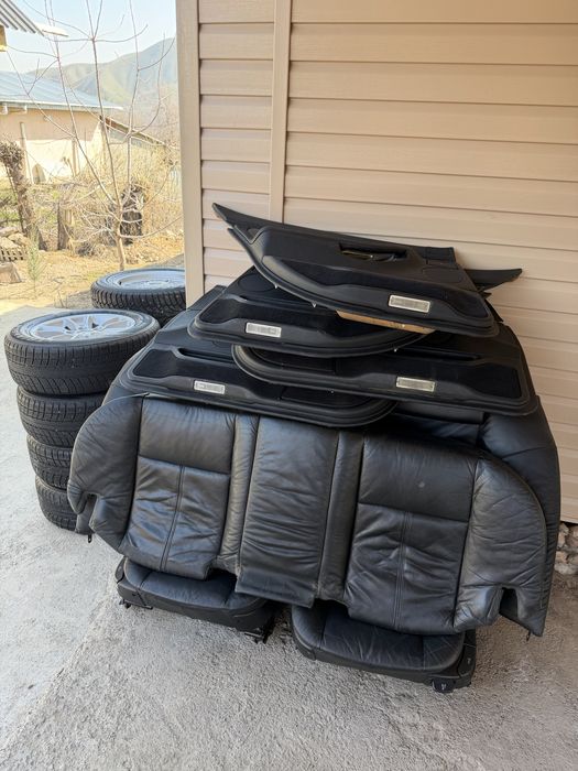 4 сиденья 4 обшивки BMW E38