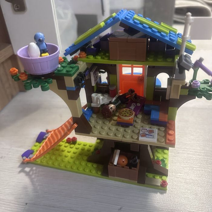 Собранное лего