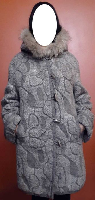 Пальто с капюшоном