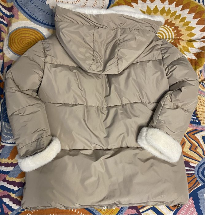 зимняя куртка с капюшоном