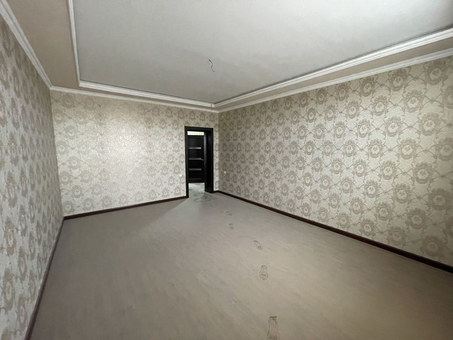 Uy sotiladi kvartira Termiz shaxarda 3/3/4 106 m2